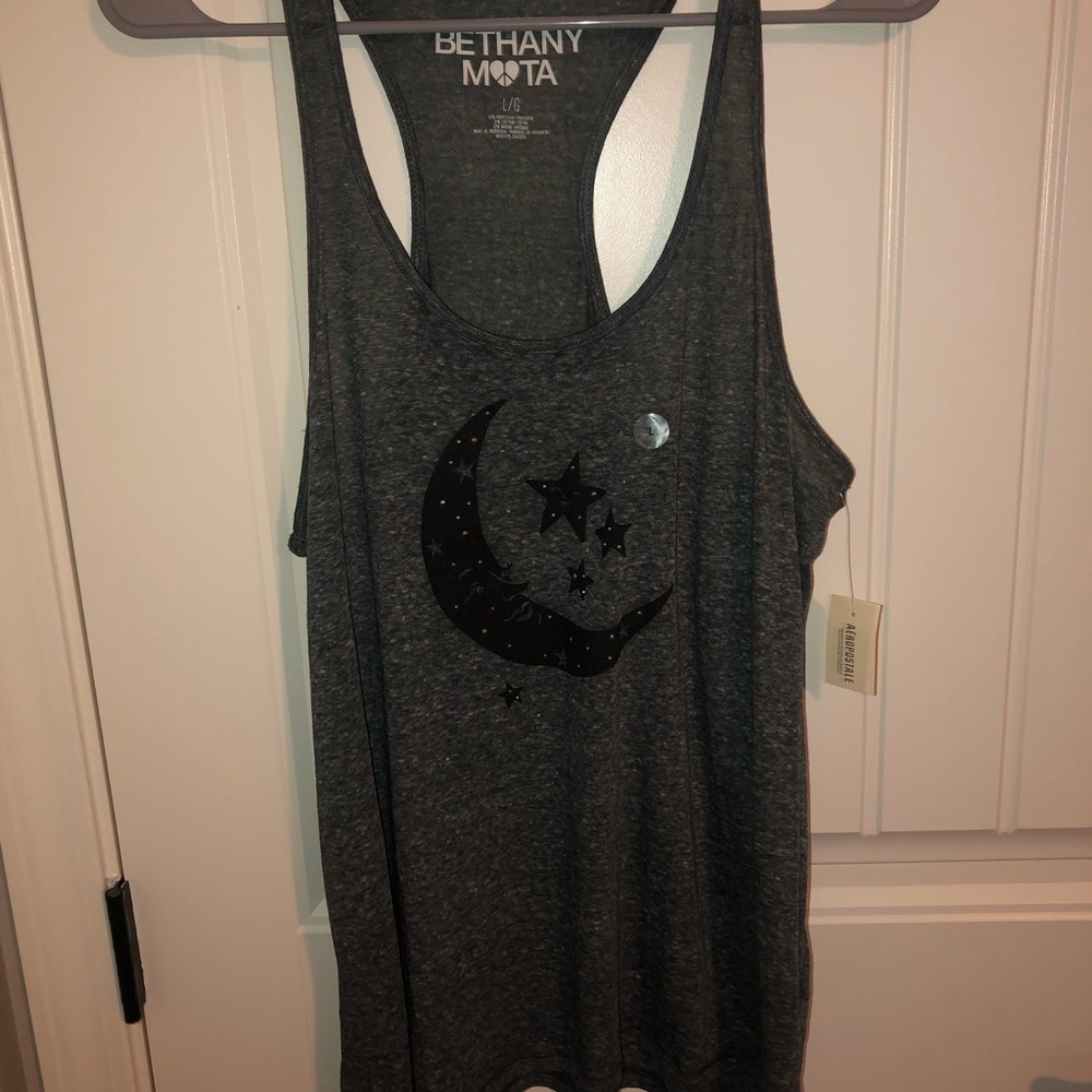 Bethany Mota razorback tank